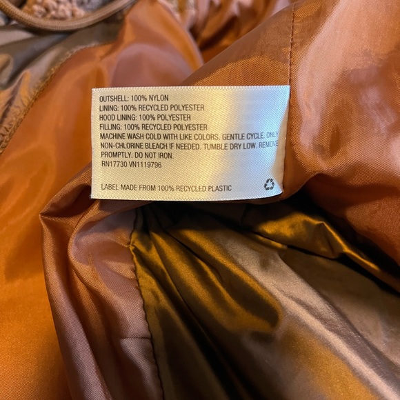 Women’s puffer coat with hood. Copper color - Picture 6 of 6